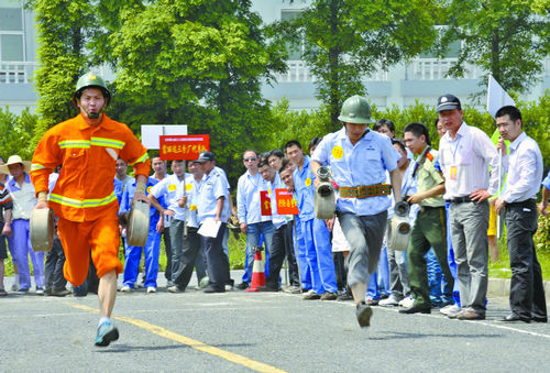 �Ͼ��������������̷������޹�˾����2